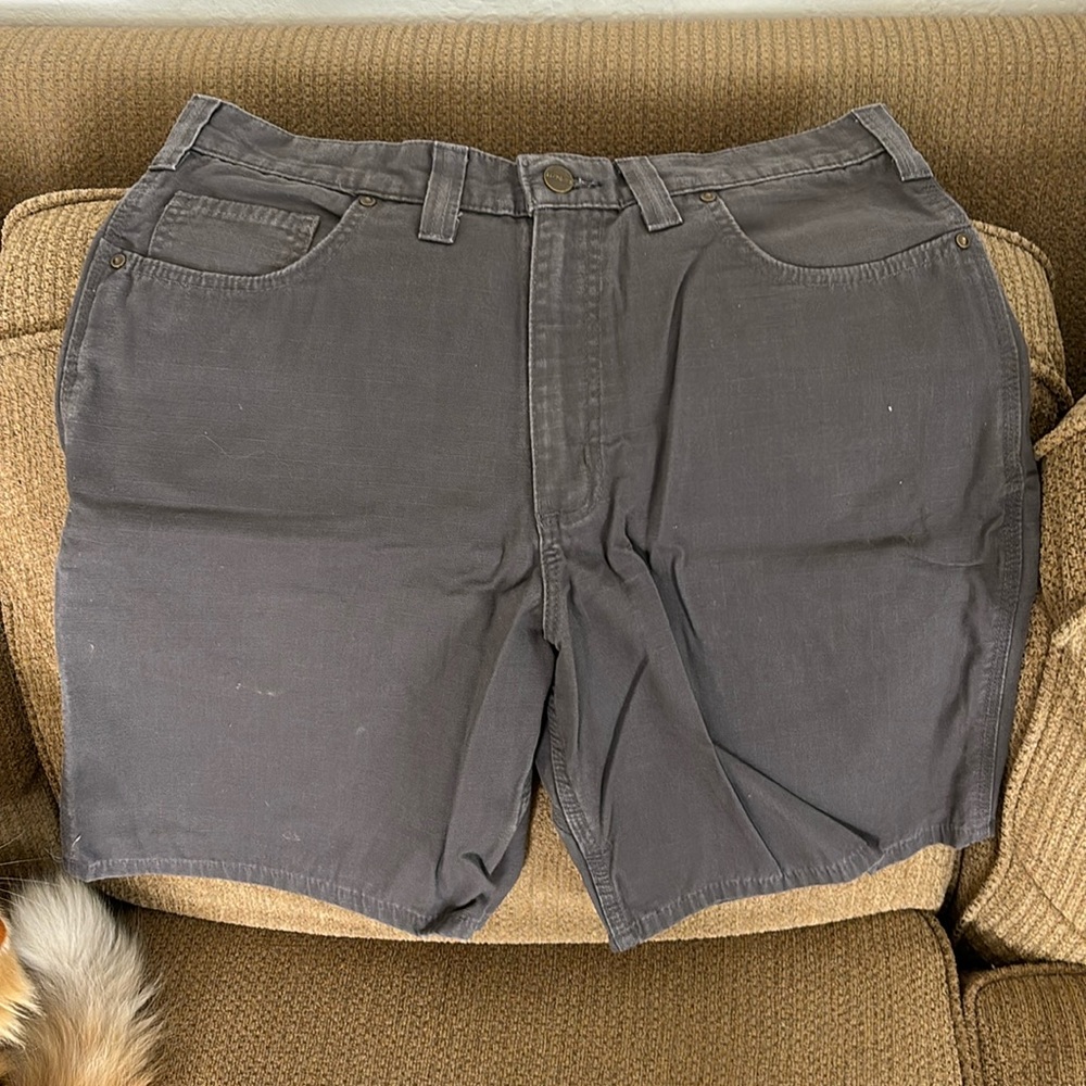 Men’s Carhartt utility shorts.  Size 33, grey.